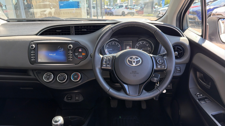 Toyota Yaris 1.0 [72] VVT-i Icon Tech 5dr Petrol Hatchback